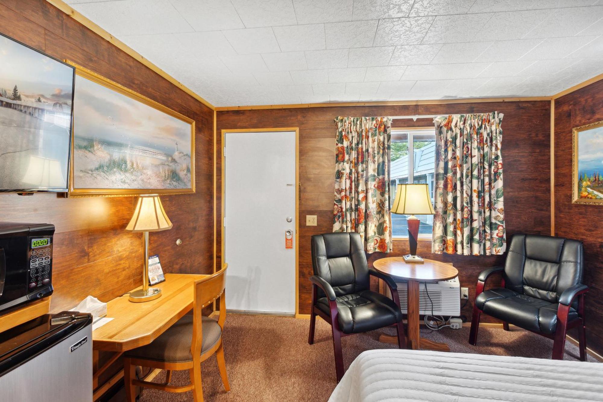 Vindel Motel - Mackinaw City Buitenkant foto